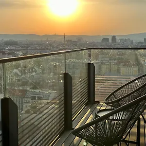  Apartment Panorama Sky I Rooftop Pool I Metro Station Österreich